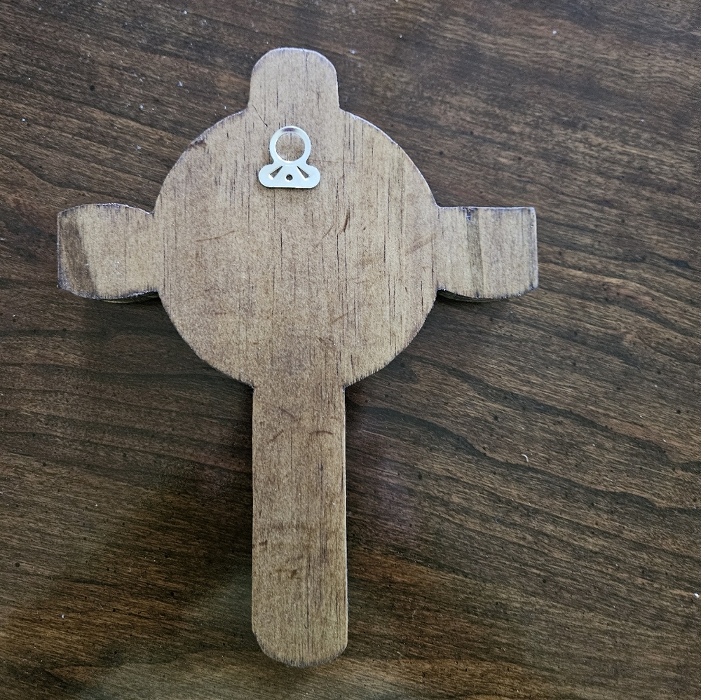 SOLD!  Wooden Jesus Wall Cross Decor Handmade - Picture 4 of 5